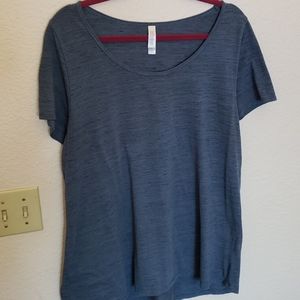 2X EUC Lularoe Classic T